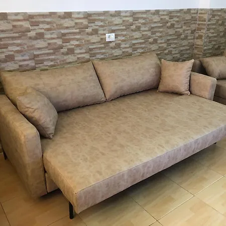 Apartman Dori *
